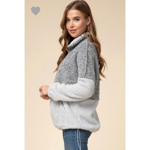 Maggie Two Toned Sheri Pullover - Charcoal - Picture 4 of 7